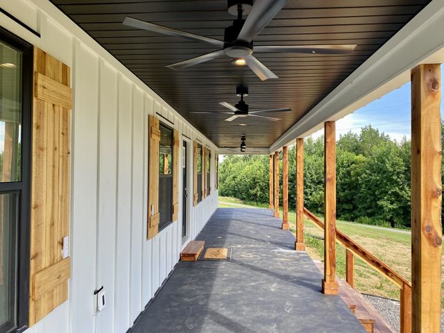 25 Ferguson Hollow Rd, Chestnut Mound, TN 38552