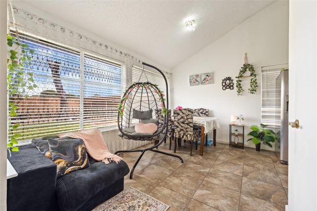 8522 Grand Knolls Drive, Houston, TX 77083