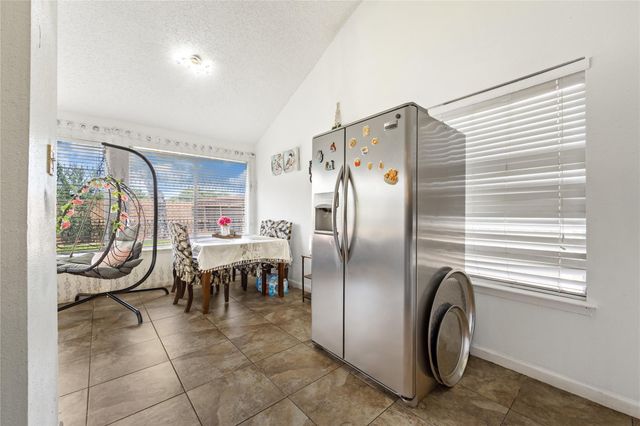 8522 Grand Knolls Drive, Houston, TX 77083