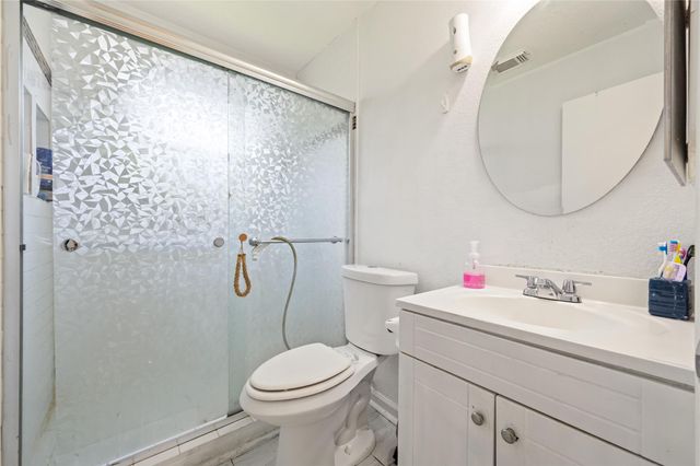 8522 Grand Knolls Drive, Houston, TX 77083