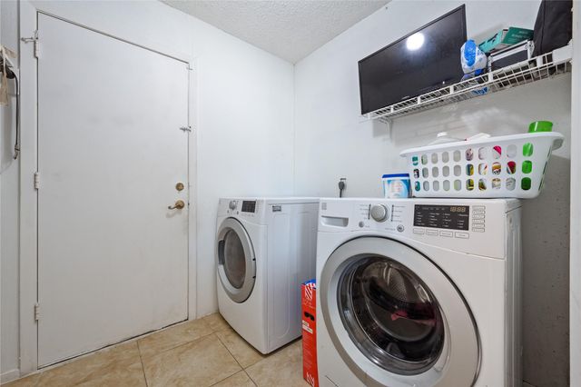8522 Grand Knolls Drive, Houston, TX 77083