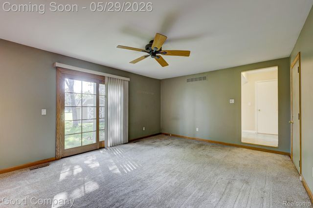 845 Hadley Road, Rochester Hills, MI 48307