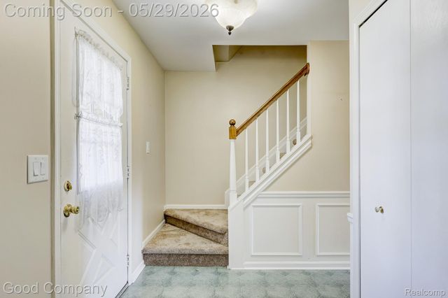 845 Hadley Road, Rochester Hills, MI 48307