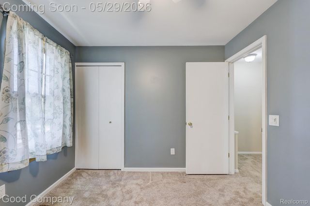 845 Hadley Road, Rochester Hills, MI 48307