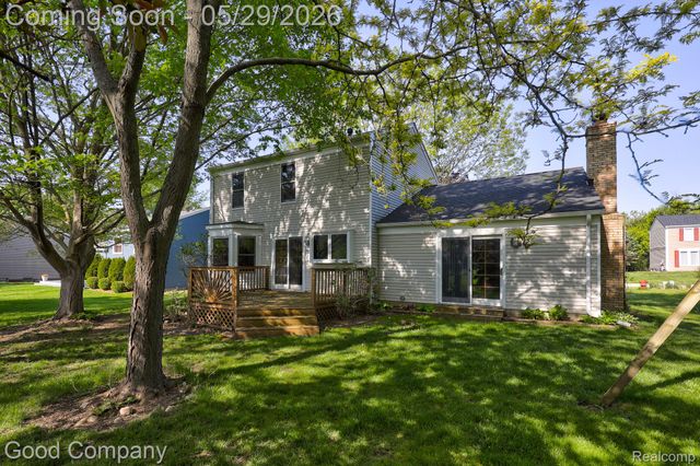 845 Hadley Road, Rochester Hills, MI 48307