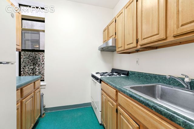 11 Saint Nicholas Ave Apt 5B, New York City, NY 10026