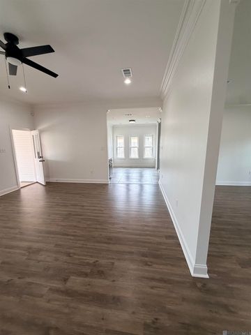 15814 Woodwick Ave, Baton Rouge, LA 70816