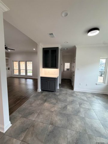 15814 Woodwick Ave, Baton Rouge, LA 70816