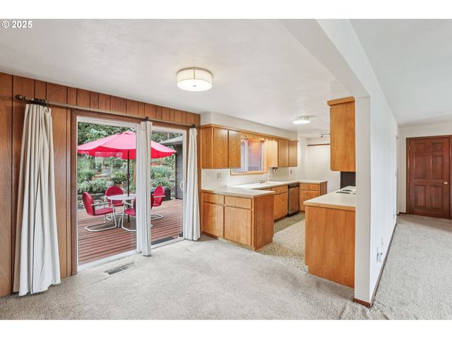 1290 SCENIC VIEW Dr, Stayton, OR 97383