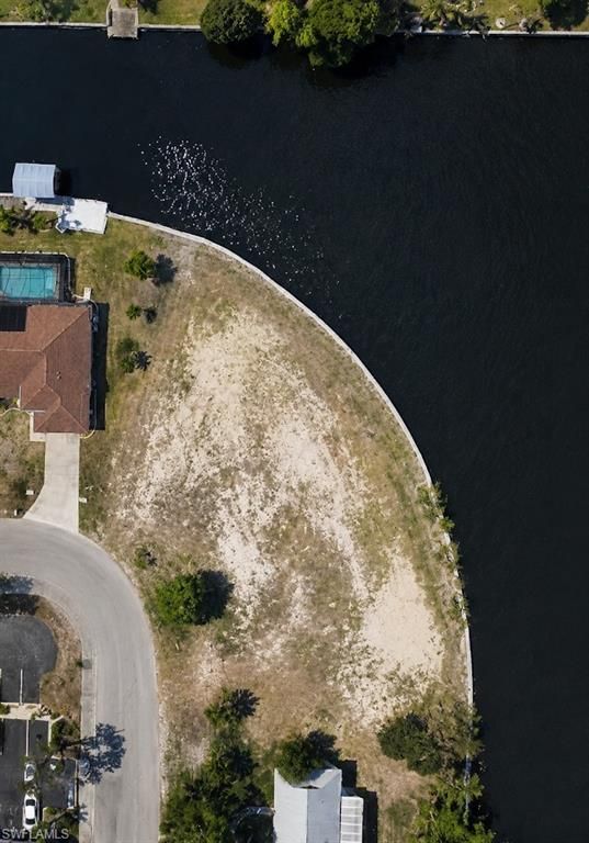124 SE 15th PL, CAPE CORAL, FL 33990 — photo 2