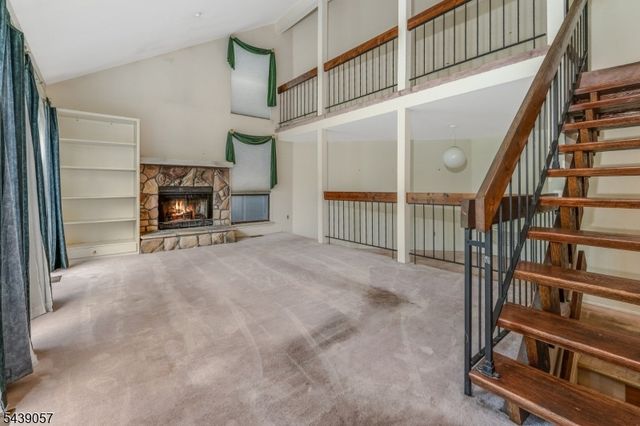 300 Gemini Dr A, Hillsborough Twp., NJ 08844