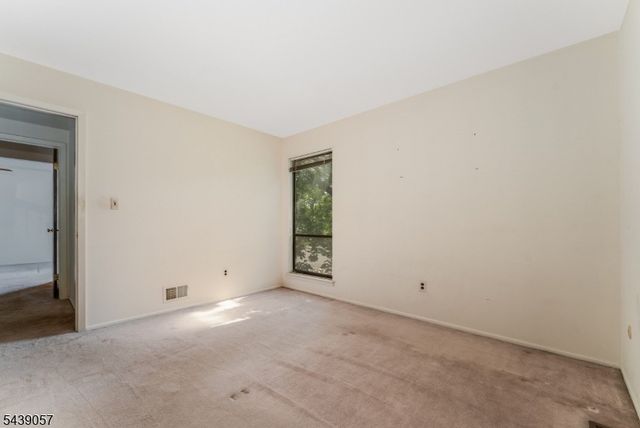 300 Gemini Dr A, Hillsborough Twp., NJ 08844