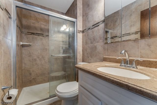 300 Gemini Dr A, Hillsborough Twp., NJ 08844
