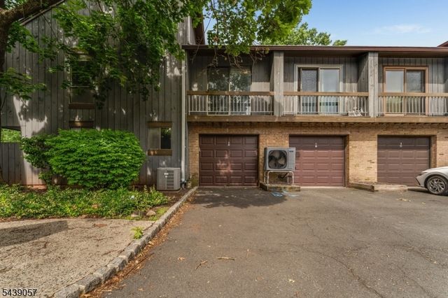 300 Gemini Dr A, Hillsborough Twp., NJ 08844