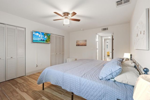 2950 SE Ocean Boulevard 58-5, Stuart, FL 34996