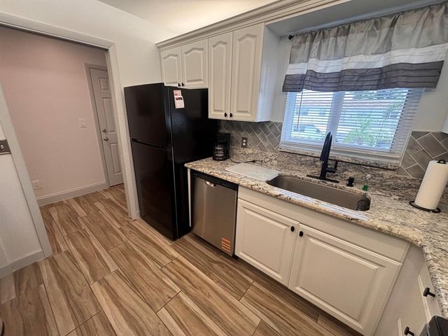2950 SE Ocean Boulevard 58-5, Stuart, FL 34996
