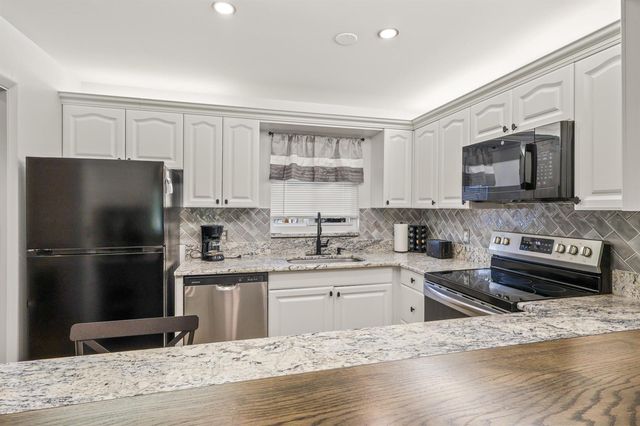 2950 SE Ocean Boulevard 58-5, Stuart, FL 34996