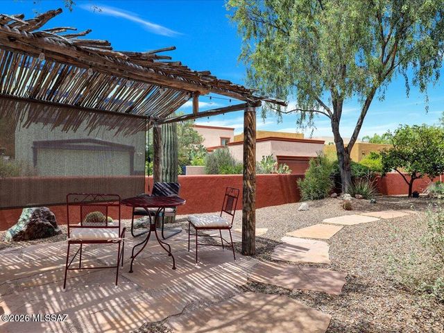 10451 E Sixto Molina Lane, Tucson, AZ 85747