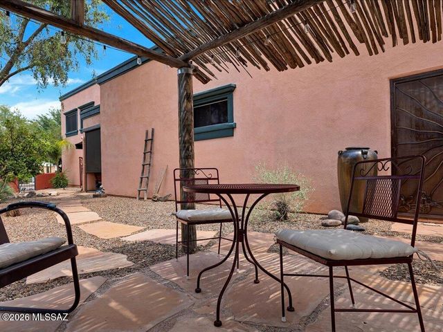 10451 E Sixto Molina Lane, Tucson, AZ 85747