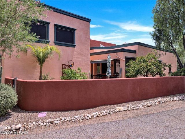 10451 E Sixto Molina Lane, Tucson, AZ 85747
