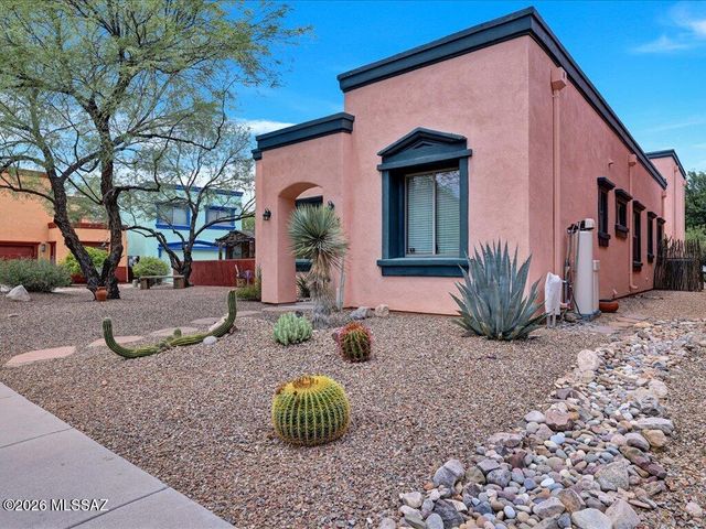 10451 E Sixto Molina Lane, Tucson, AZ 85747