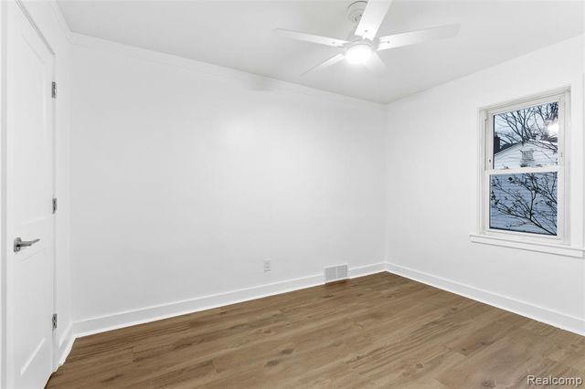 25640 W Hills Drive, Dearborn Heights, MI 48125