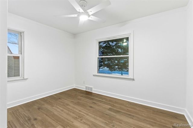 25640 W Hills Drive, Dearborn Heights, MI 48125