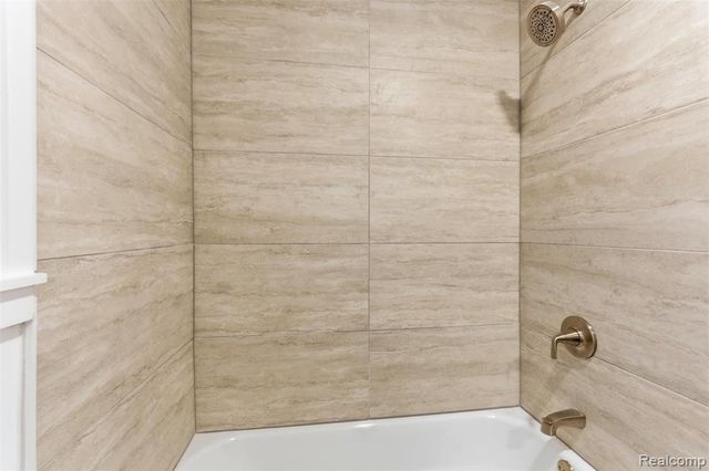 25640 W Hills Drive, Dearborn Heights, MI 48125