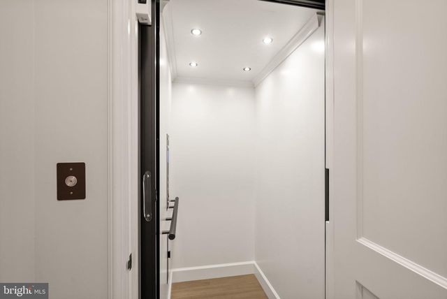 2101 FOXHALL ROAD, Washington, DC 20007