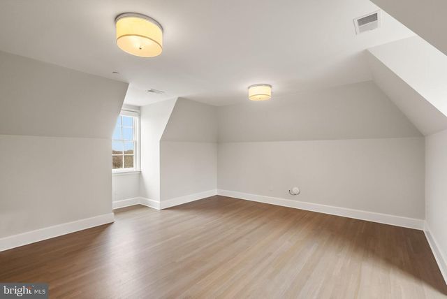 2101 FOXHALL ROAD, Washington, DC 20007