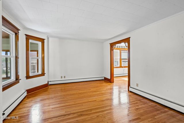 40 Lawn Avenue, Albany, NY 12204