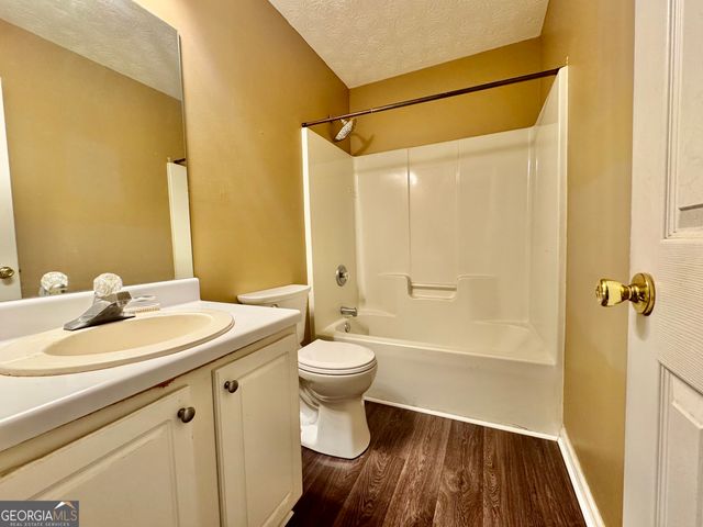 39 Canterbury Drive, Grantville, GA 30220