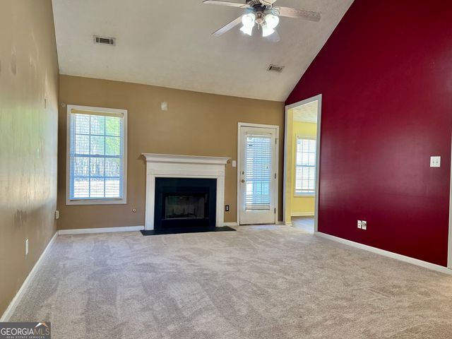 39 Canterbury Drive, Grantville, GA 30220