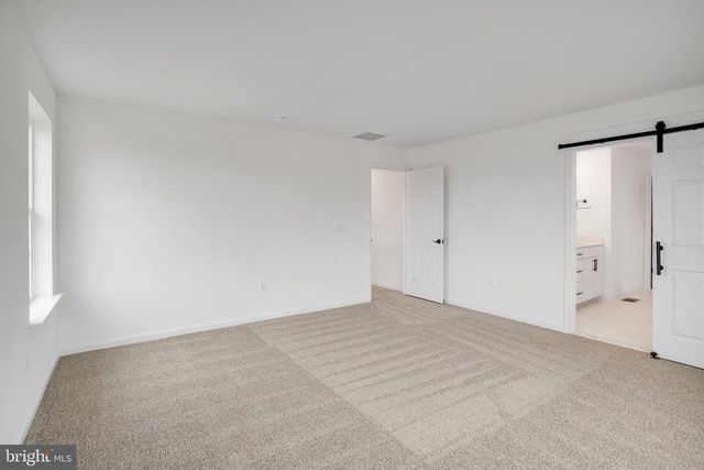 2000 DIVOT DR, Culpeper, VA 22701