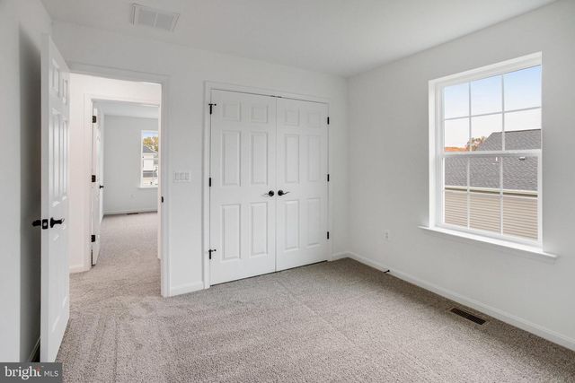 2000 DIVOT DR, Culpeper, VA 22701