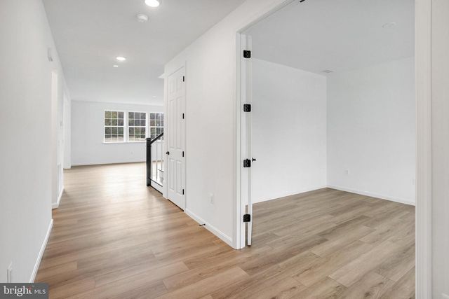 2000 DIVOT DR, Culpeper, VA 22701