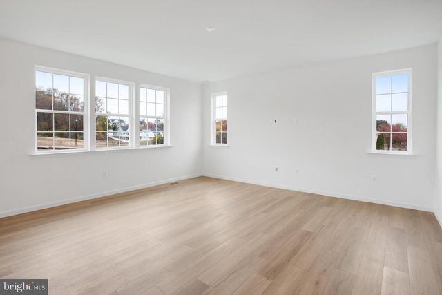 2000 DIVOT DR, Culpeper, VA 22701