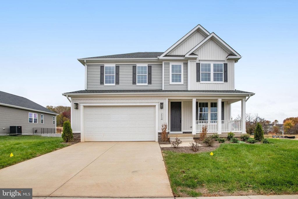 2000 DIVOT DR, Culpeper, VA 22701