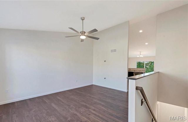 5357 Lakepath Way, Eureka, MO 63025