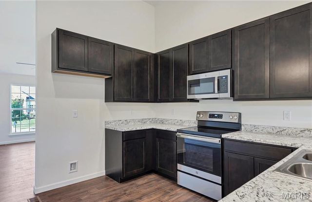 5357 Lakepath Way, Eureka, MO 63025