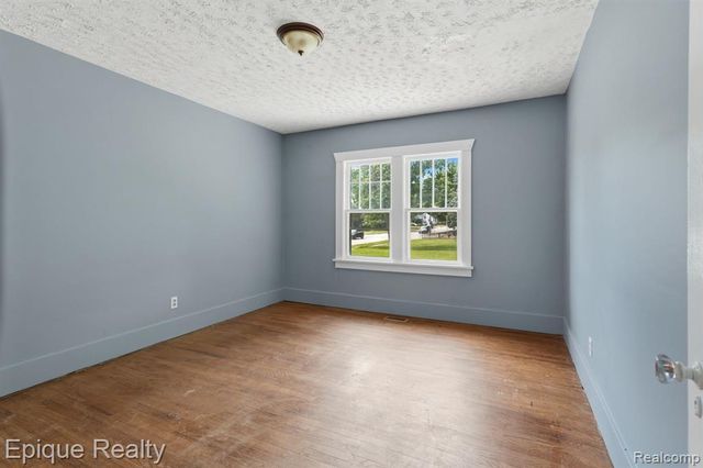 1325 Oak Street, Port Huron, MI 48060