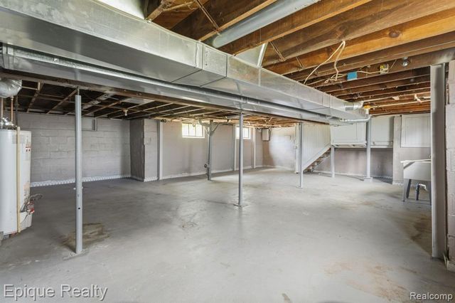 1325 Oak Street, Port Huron, MI 48060