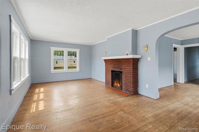 1325 Oak Street, Port Huron, MI 48060
