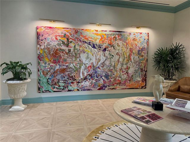2700 NW 2nd Av 822, Miami, FL 33127