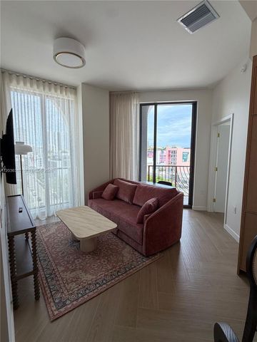 2700 NW 2nd Av 822, Miami, FL 33127