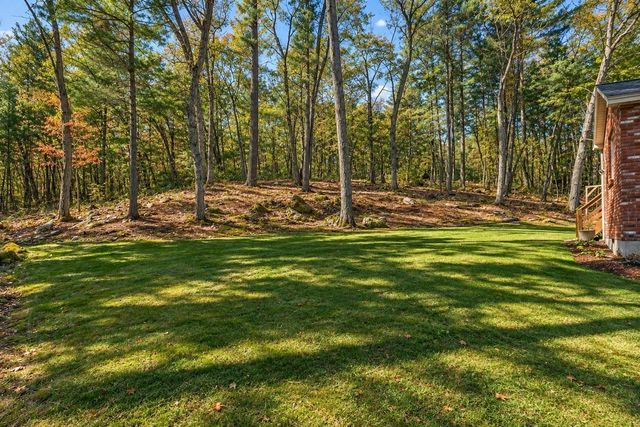 108 Kristin Dr Ext, Chelmsford, MA 01824