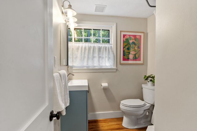 108 Kristin Dr Ext, Chelmsford, MA 01824