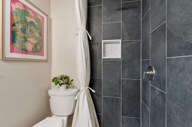 108 Kristin Dr Ext, Chelmsford, MA 01824
