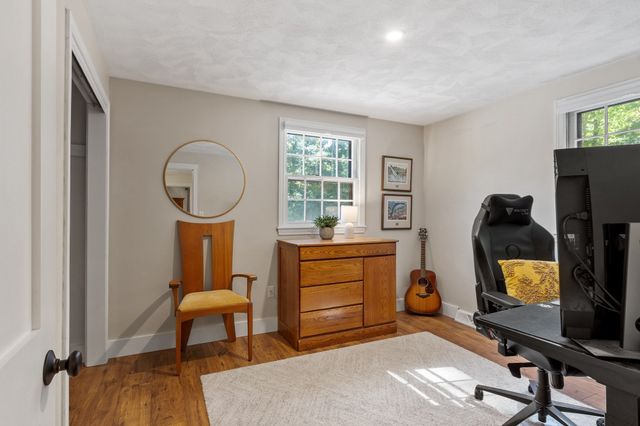 108 Kristin Dr Ext, Chelmsford, MA 01824