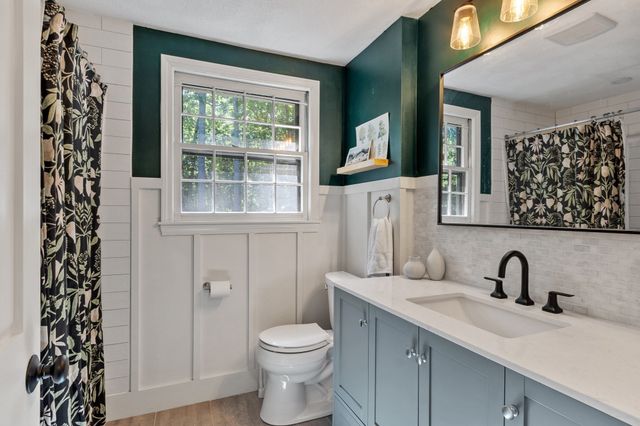 108 Kristin Dr Ext, Chelmsford, MA 01824